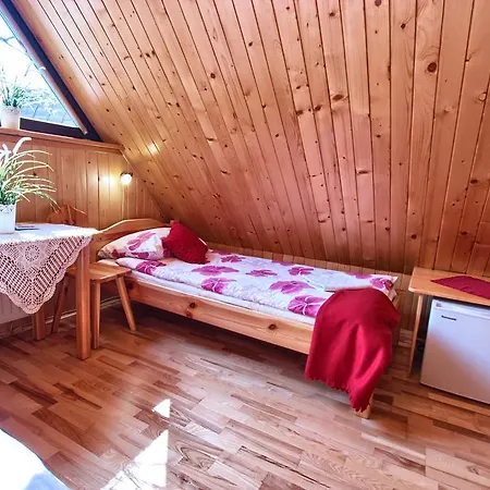 Goscinne Za Wnukiem *