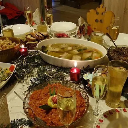 Goscinne Za Wnukiem *